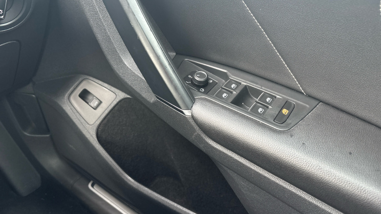 Volkswagen Tiguan 2.0 TDi 190 4Motion R-Line 5dr DSG Diesel Estate